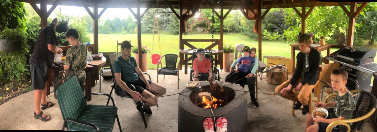 Apartmanove Ubytovanie Pod Dubom Polny Kesov Luaran gambar