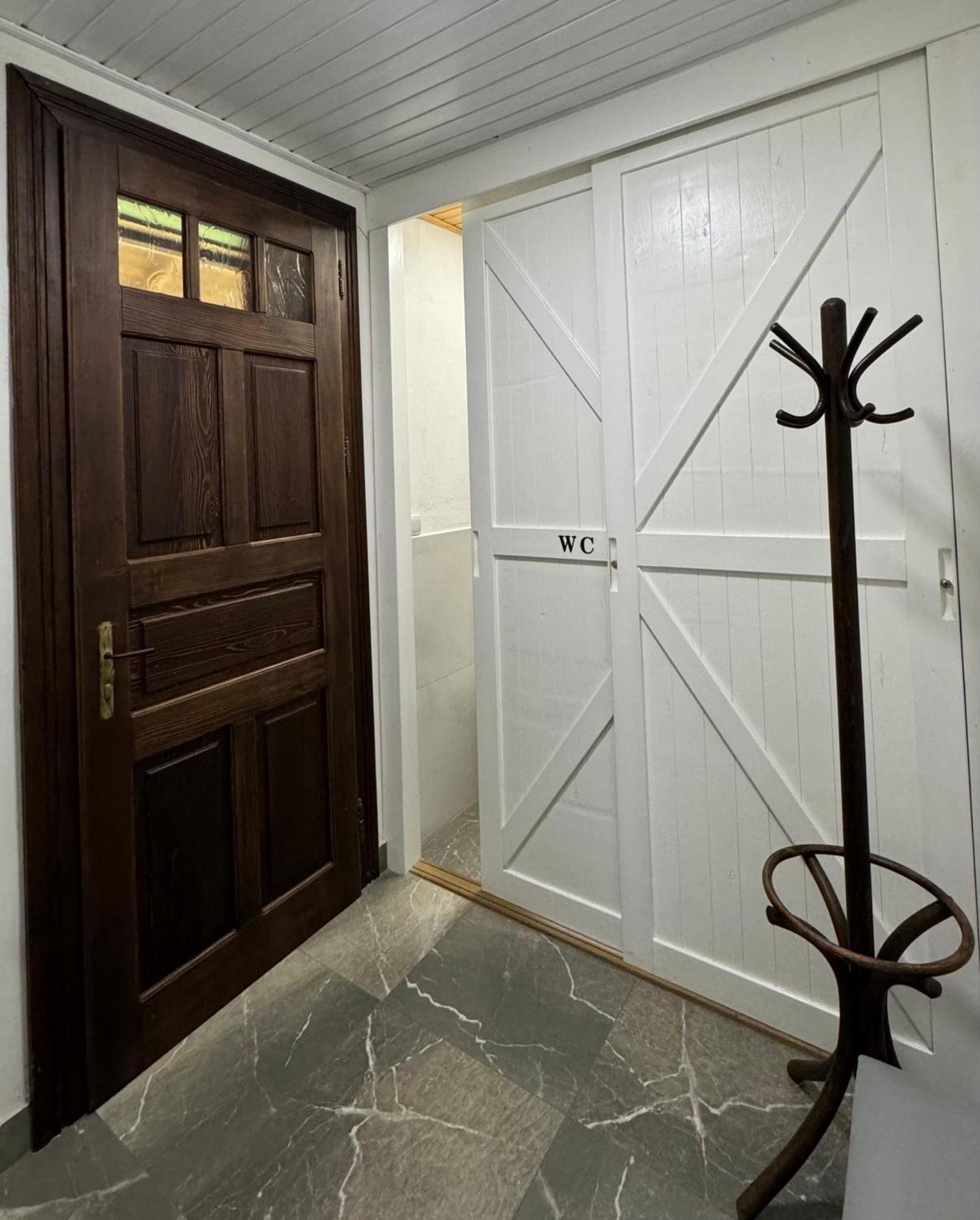 Apartmanove Ubytovanie Pod Dubom Polny Kesov Luaran gambar